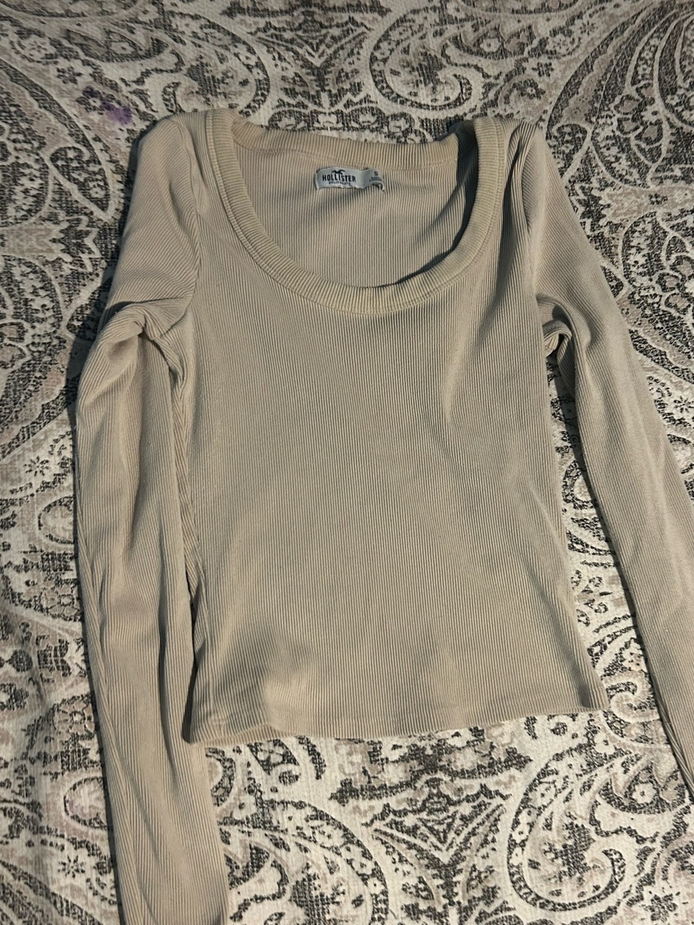 Hollister Long-Sleeve Scoop Neck Ribbed Top - Light Tan